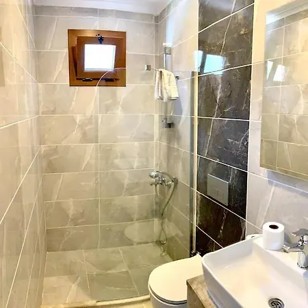 Likya Safir 2+1 Villa, Oezel Havuzlu, 别墅 费特希耶