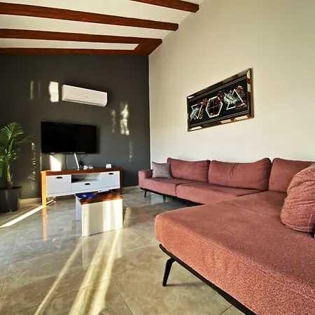 别墅 Likya Safir 2+1 Villa, Oezel Havuzlu, *