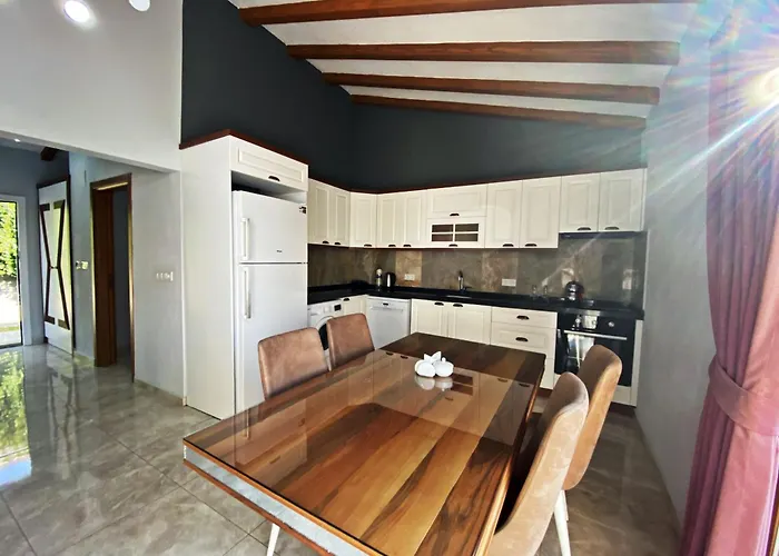Vilă Likya Safir 2+1 Villa, Oezel Havuzlu,