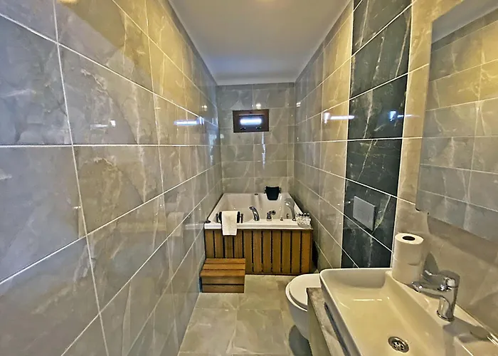 Likya Safir 2+1 Villa, Oezel Havuzlu, Vilă Fethiye
